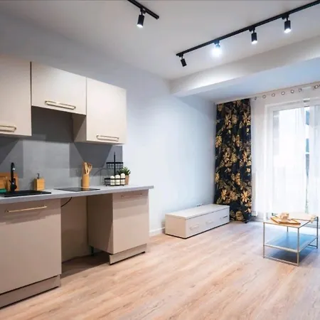 Ceglana Apartment *